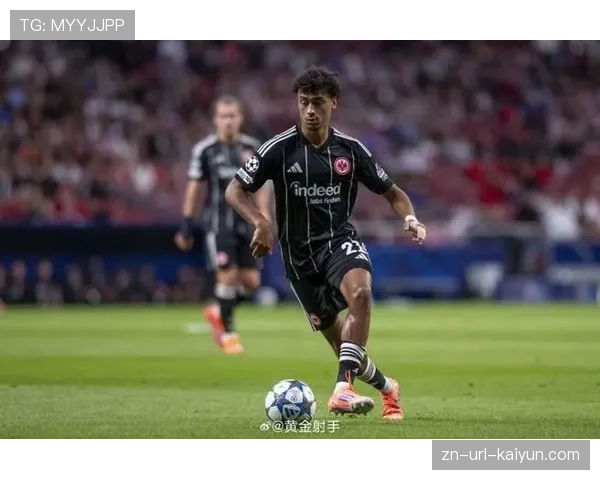 法兰克福后卫布朗回应转会传闻，称专注欧战资格与世界杯